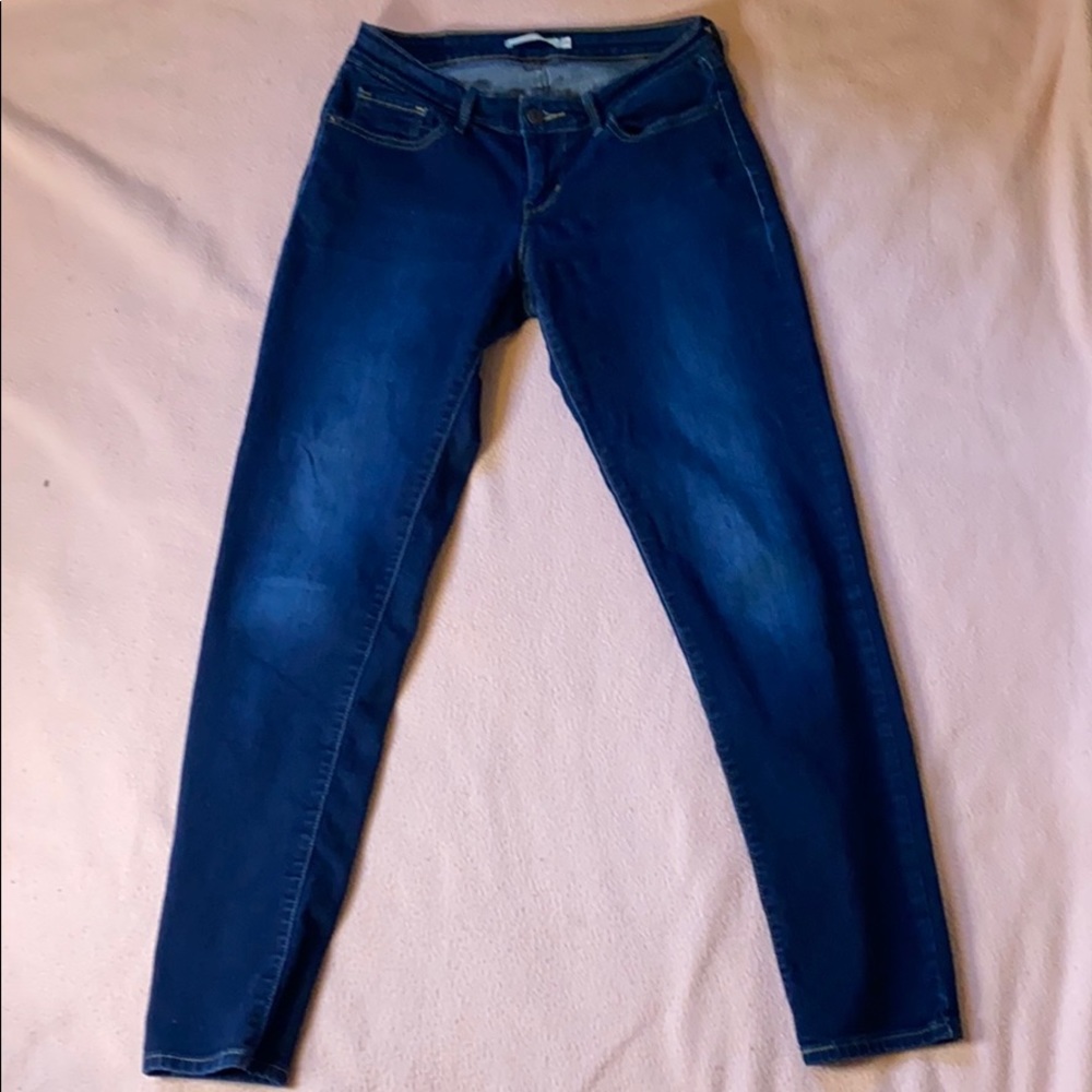 Dark blue Levi’s
